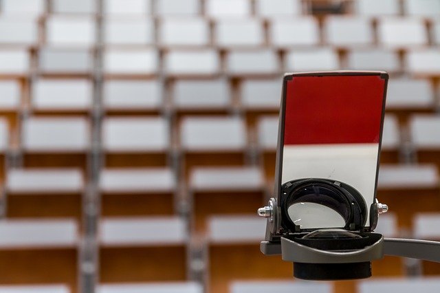 Leerer Vorlesungssaal