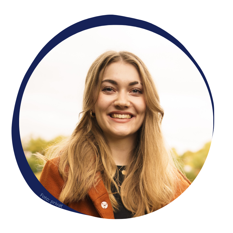 Porträt von Studentin Sarah